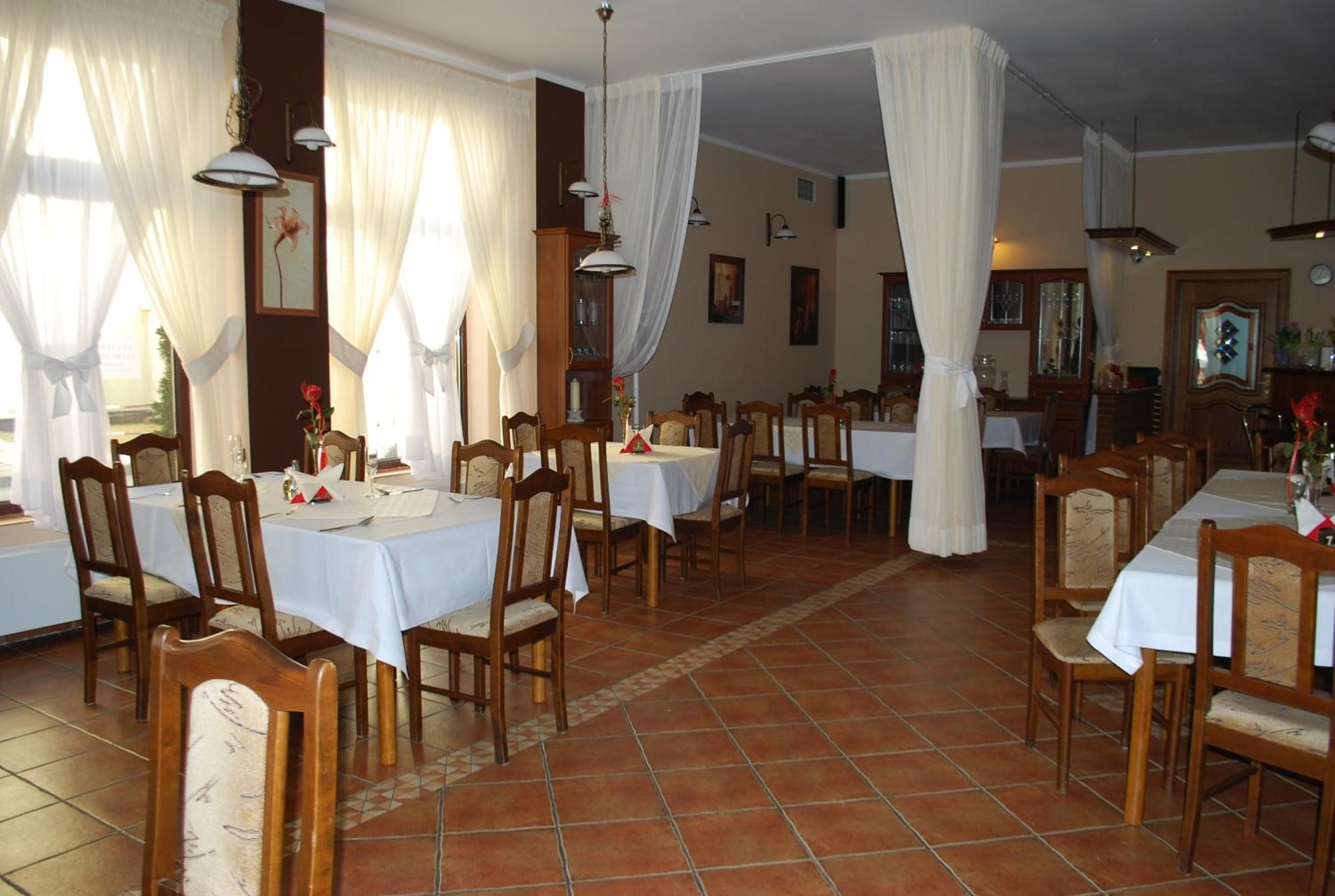 Hotel Anka Slubice  Luaran gambar