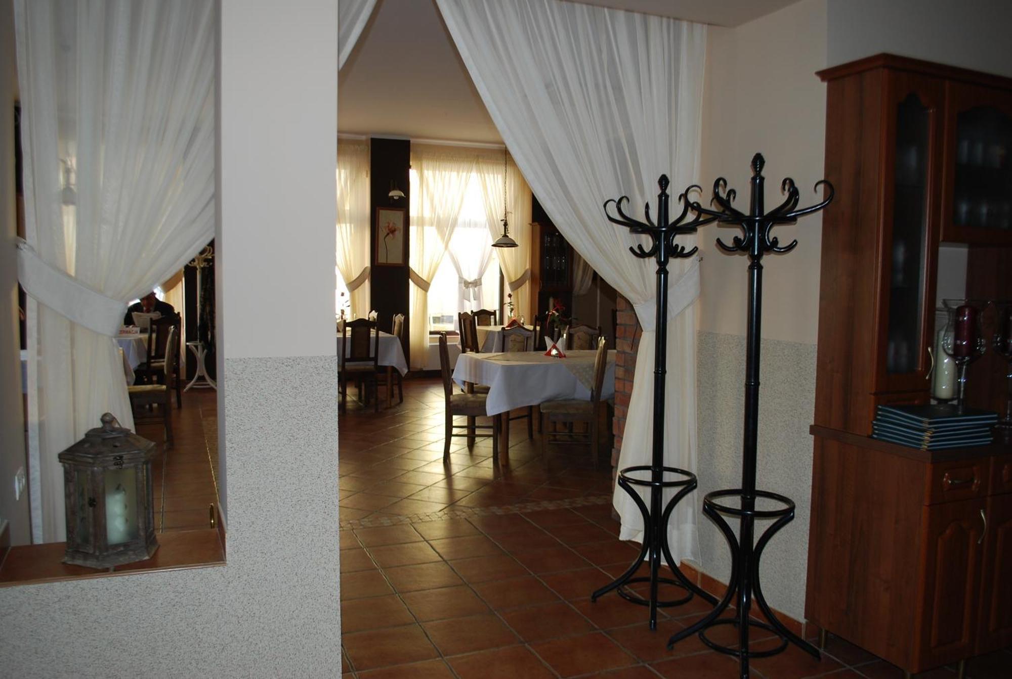 Hotel Anka Slubice  Luaran gambar